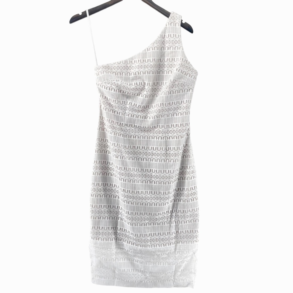 Alexia Admor‎ White Lace One Shoulder Mini Dress